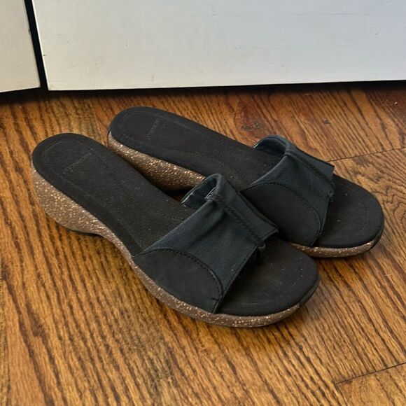 Merrell Sundial Toe-Thong Cushioned Sandal Sz 7 - Picture 1 of 5